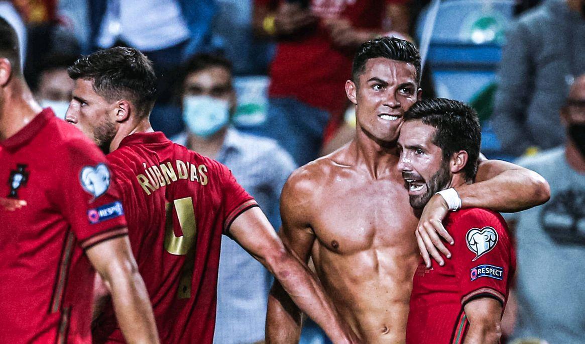 埃孔：关于奖金的事存在一些误解，我们现在像兄弟一样团结