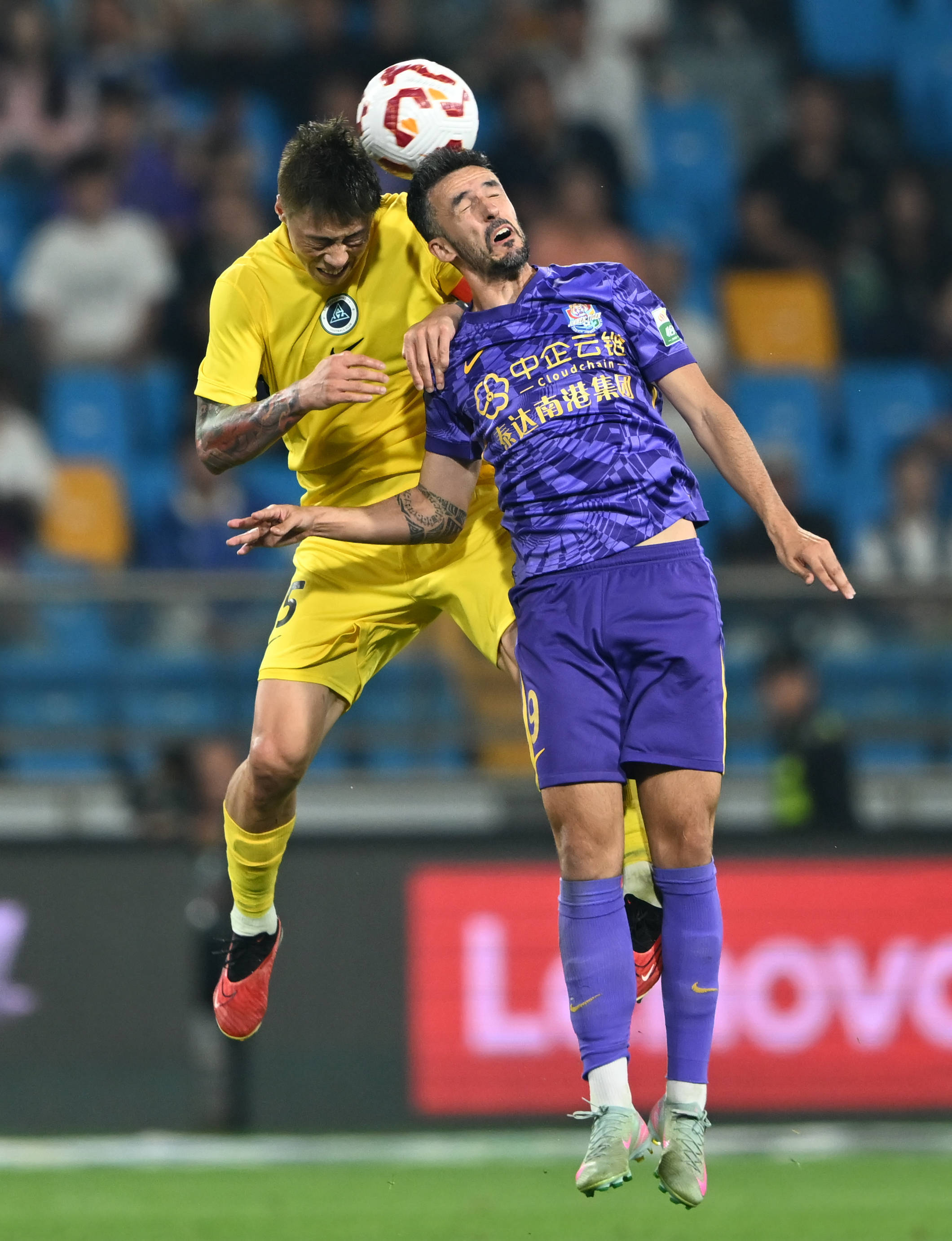 足球报：柔佛新山疑似使用停赛球员，海港队尚未确定是否上诉