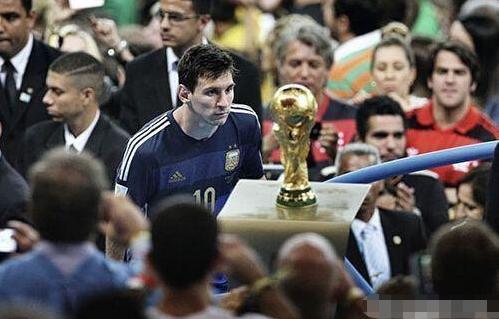 加斯佩里尼烦恼，罗马面临考验，一月魔鬼赛程，冬窗引援势在必行